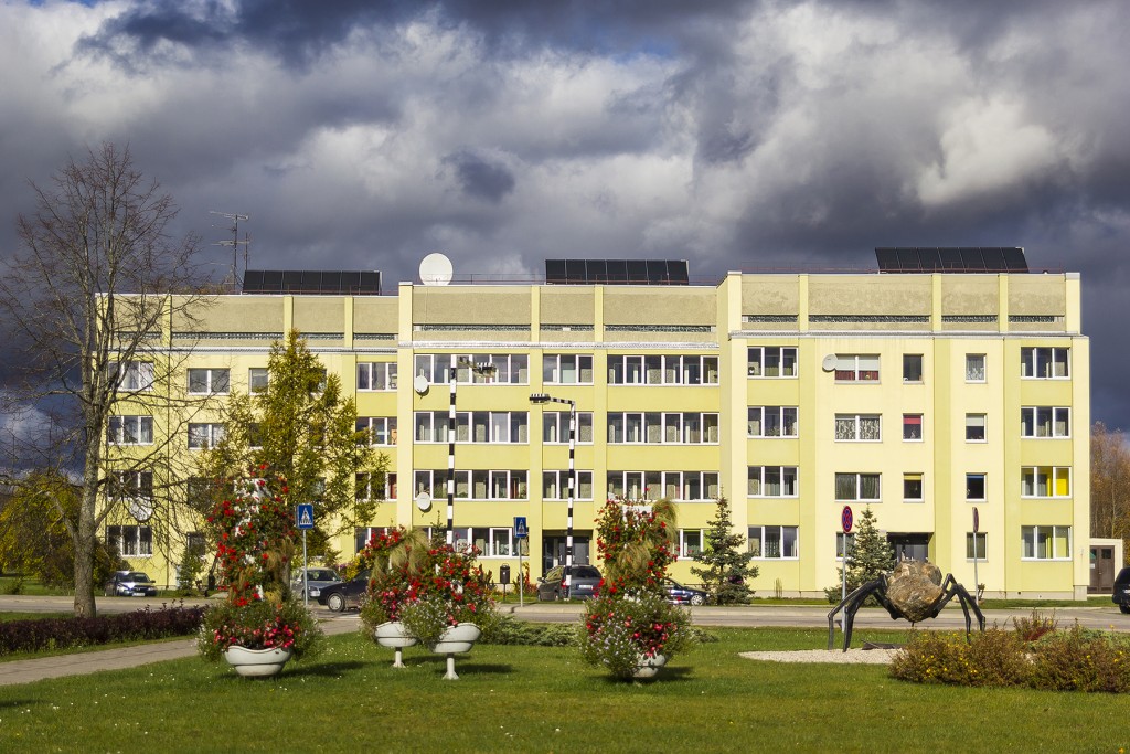 Daudzdzīvokļu māja Siguldā